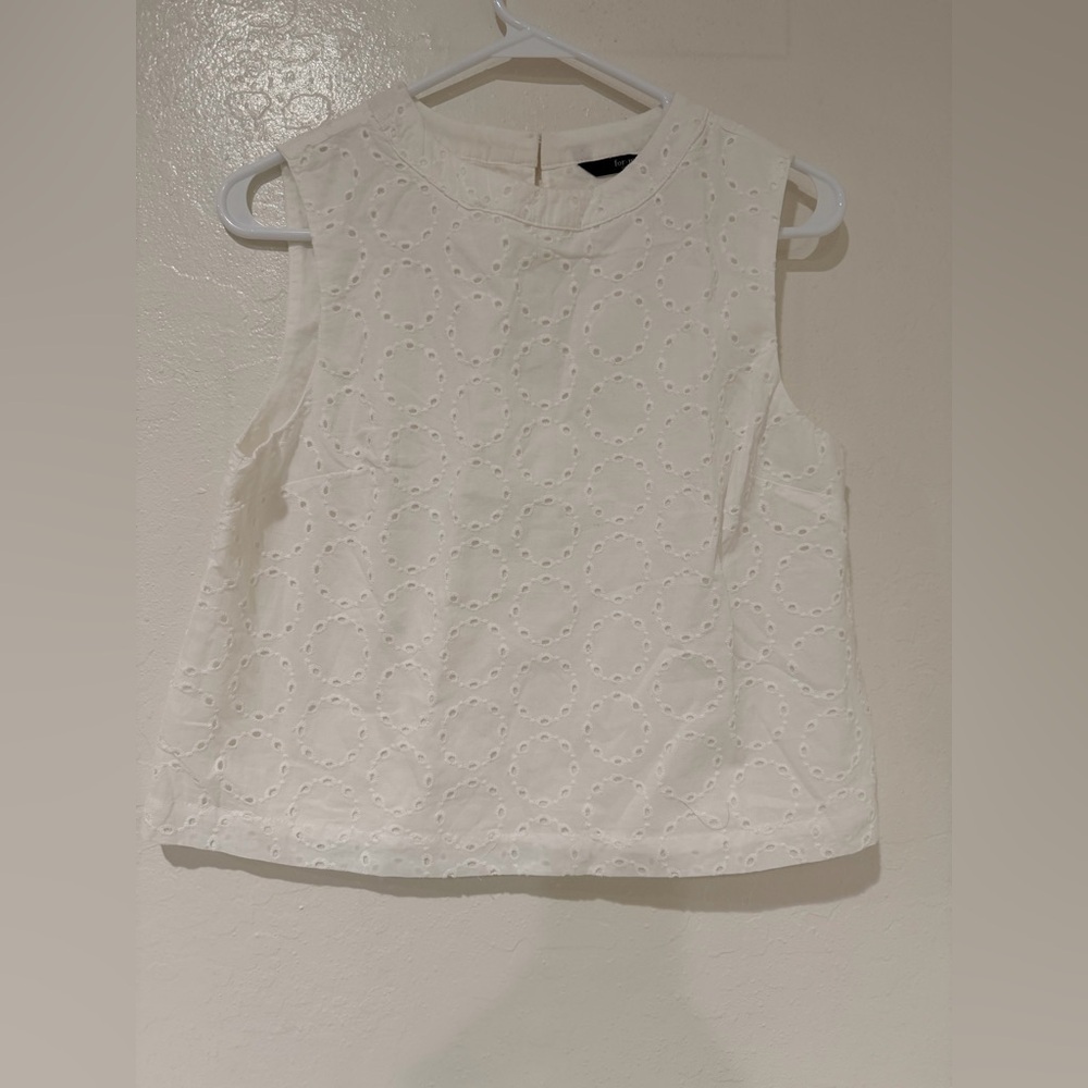 For Me White Sleeveless 100% Cotton Eyelet Top Blouse size S